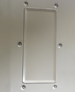 進(jìn)出線(xiàn)孔