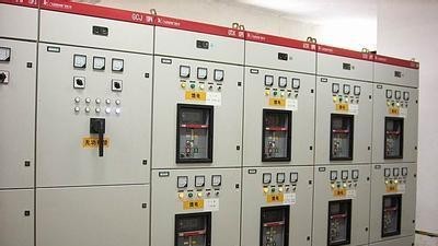 收到低壓配電柜別急著安裝，驗貨是正常操作